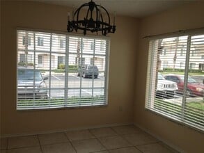 2017 Fluorshire Dr in Brandon, FL - Building Photo - Building Photo