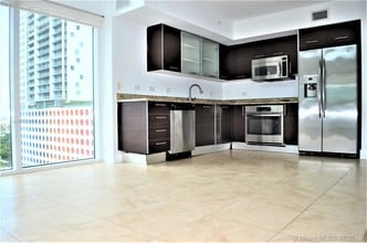 41 SE 5th St in Miami, FL - Foto de edificio - Building Photo