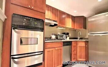 113 Beacon St in Boston, MA - Building Photo - Building Photo