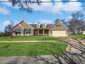 2018 Morse St in Greenville, TX - Building Photo