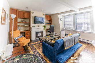 61 West Cedar St, Unit 3 in Boston, MA - Building Photo - Building Photo