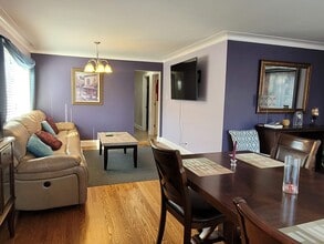 8726 S Francisco Ave in Evergreen Park, IL - Building Photo - Building Photo