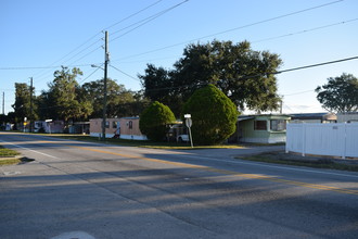 12 Oaks Mobile Home Park in Lakeland, FL - Building Photo - Other