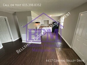4417 Central Valley Dr in Nashville, TN - Building Photo - Building Photo