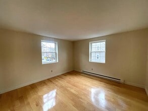 23 Franklin St, Unit 6 in Somerville, MA - Building Photo - Building Photo