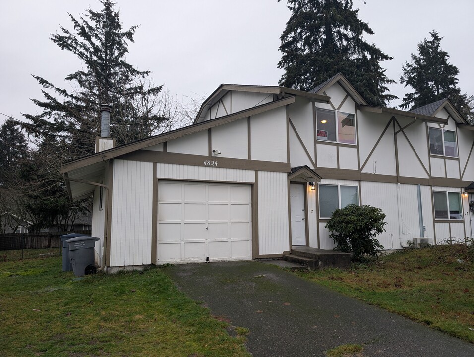 4824 79th Ave W in University Place, WA - Building Photo