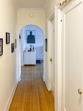 1605 W Sunnyside Ave, Unit 1W in Chicago, IL - Foto de edificio - Building Photo