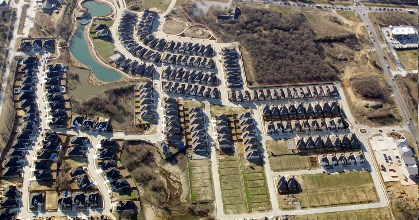 Waterbrook in Argyle, TX - Foto de edificio