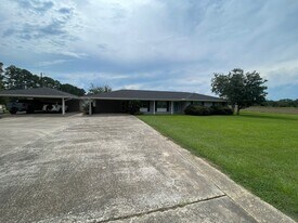55075 US-51 in Independence, LA - Building Photo