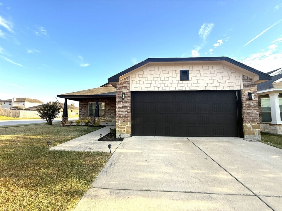 405 W Vega Ln in Killeen, TX - Building Photo