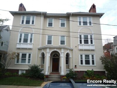 73 Langdon St, Unit 3 BED VERY CLEANNN in Cambridge, MA - Building Photo