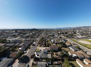 1113 Trouville Ave, Unit #A in Grover Beach, CA - Building Photo - Building Photo