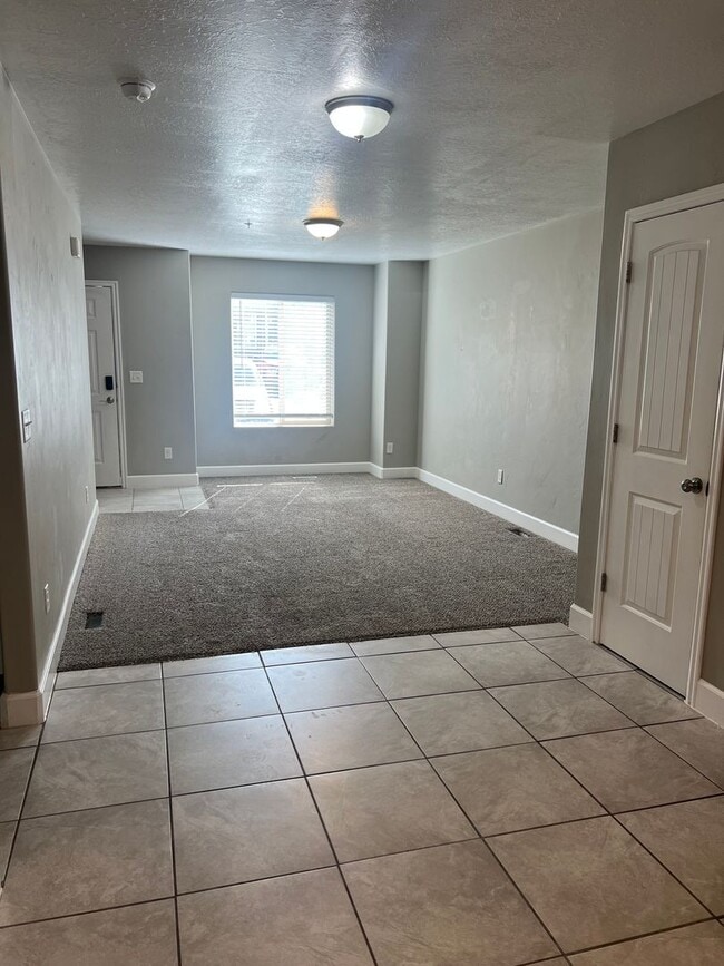 305 Cheyenne Dr in Evanston, WY - Building Photo - Building Photo