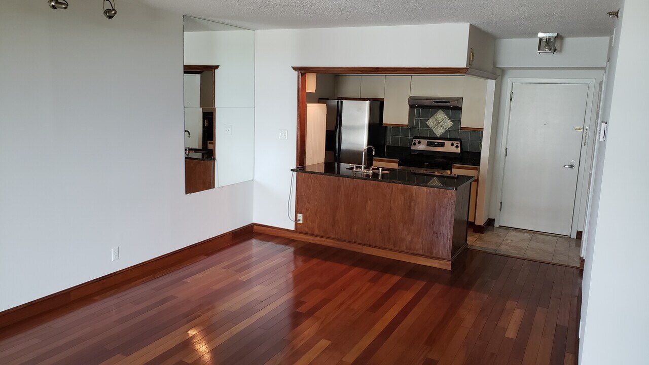 5505 Seminary Rd in Falls Church, VA - Building Photo