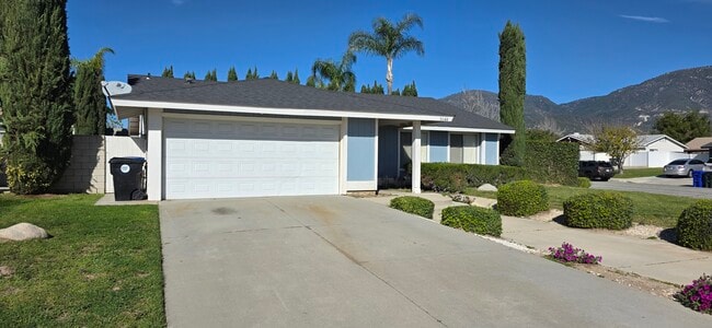 5048 Wyche Ct in San Bernardino, CA - Foto de edificio - Building Photo