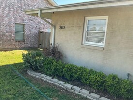 3812 Page Dr in Metairie, LA - Building Photo