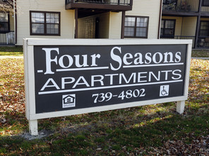 Four Seasons in Marion, AR - Building Photo - Building Photo