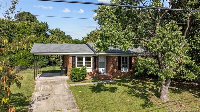 property at 5344 Mesa Ct