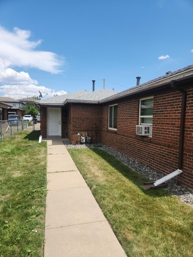 3234 St Paul St in Denver, CO - Building Photo - Building Photo