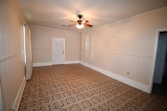 929 John Stine Rd in Westlake, LA - Building Photo - Building Photo
