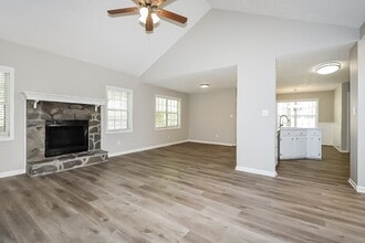 530 Allens Landing Ct in Lawrenceville, GA - Building Photo - Building Photo