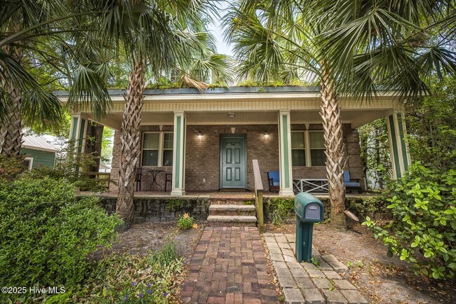 property at 5 Queen St