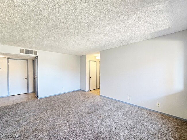 property at 3720 Snorkel Cir
