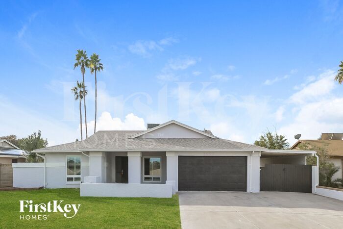 4451 W Sweetwater Ave in Glendale, AZ - Building Photo