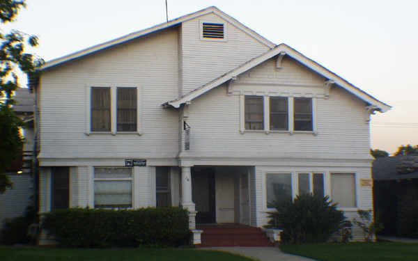 14-18 S Curtis Ave in Alhambra, CA - Building Photo