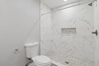 1204 E El Norte Pkwy in Escondido, CA - Building Photo - Building Photo