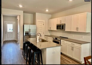 641 Birdie Dr in Spring Hill, TN - Building Photo - Building Photo