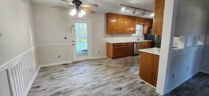 2308 Forrest Fields Dr in Chapel Hill, TN - Building Photo - Building Photo