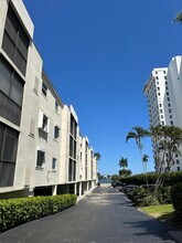 1601 S Flagler Dr in West Palm Beach, FL - Foto de edificio - Building Photo