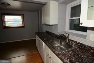 10647 Maple St in Fairfax, VA - Building Photo - Building Photo