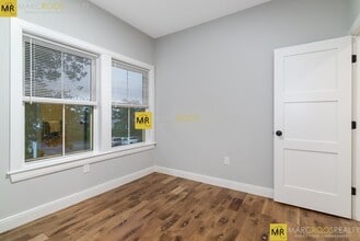 477 Meridian St, Unit 2 in Boston, MA - Foto de edificio - Building Photo