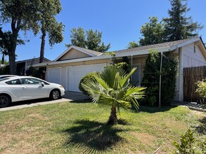 7726 Sayonara Dr in Citrus Heights, CA - Building Photo - Building Photo