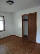 7207 Lyndale Ave S in Minneapolis, MN - Foto de edificio - Building Photo