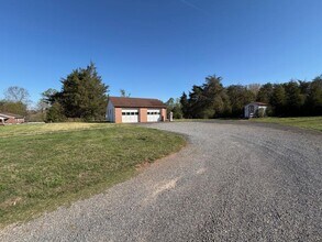 5396 Booker T Washington Hwy in Rocky Mount, VA - Building Photo - Building Photo