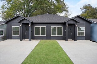 4651 Mallow St in Houston, TX - Building Photo