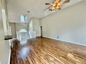 81 Lake Front Dr in Destin, FL - Building Photo - Building Photo