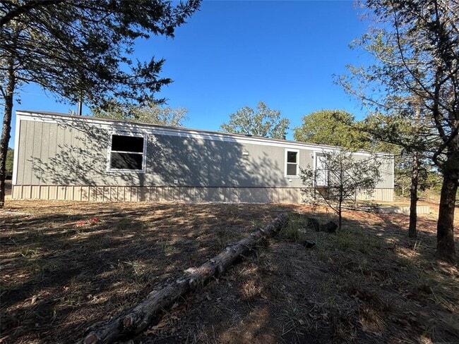 258 Green Oaks Dr in Bastrop, TX - Building Photo - Building Photo