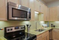 1755 Cres Plaza Dr photo'