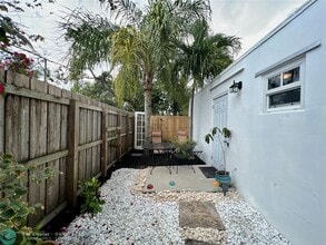 819 SW 9th Terrace in Fort Lauderdale, FL - Building Photo - Building Photo