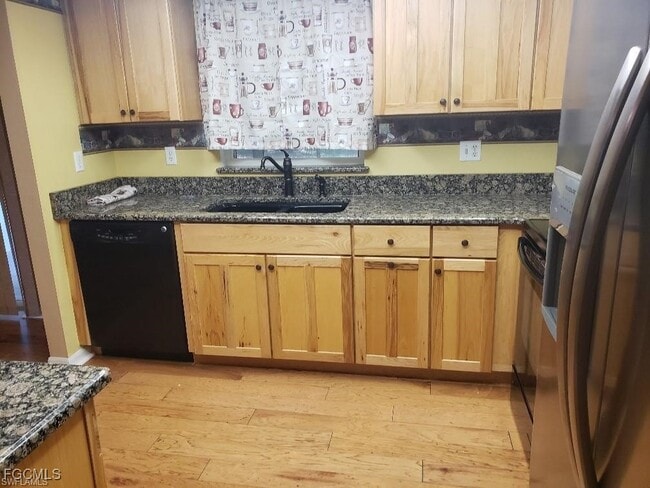property at 306 SE 21st St