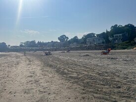 616 Humphrey St, Unit 2 in Swampscott, MA - Building Photo