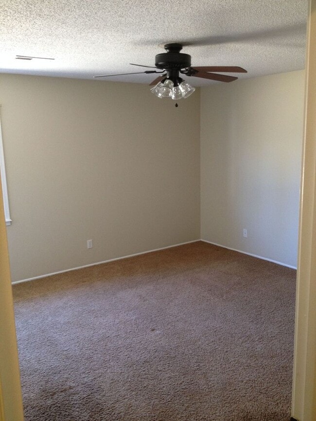 984-984 N Lancelot Ave in Fayetteville, AR - Building Photo - Building Photo
