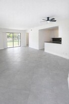 3355 Jaywood Terrace in Boca Raton, FL - Building Photo