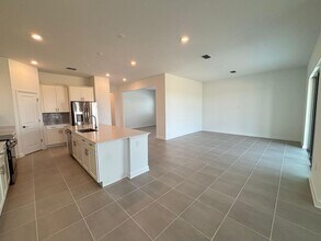 5996 Shavasana Rd in Clermont, FL - Building Photo - Building Photo