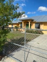 12120 Granada Dr, Unit 1 in North Port, FL - Building Photo