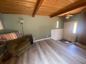 361 Wingate Ave in Moab, UT - Foto de edificio - Building Photo